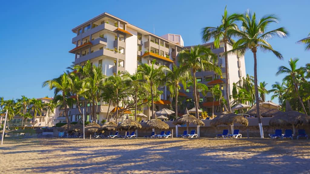 Luna Palace Hotel and Suites