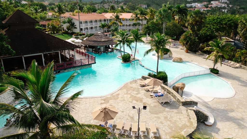 Lifestyle Tropical Beach Resort and Spa