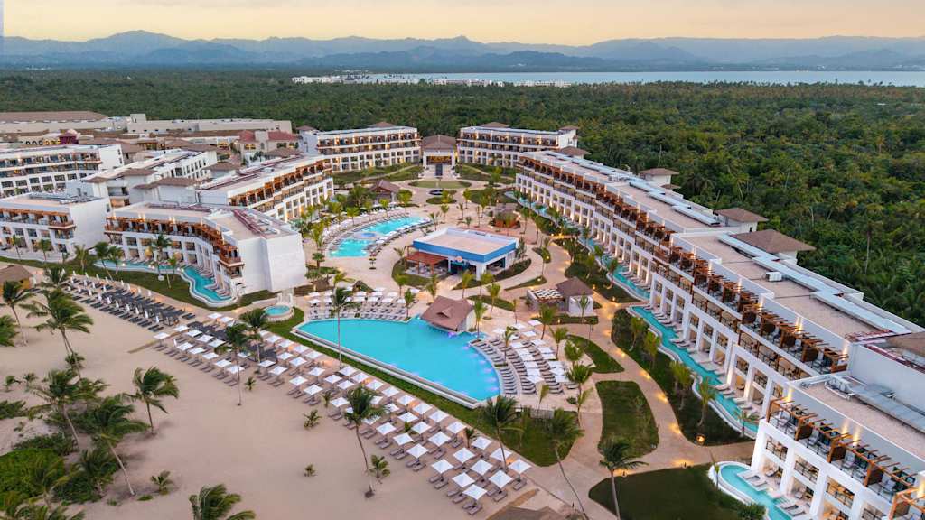 Secrets Playa Esmeralda Resort and Spa