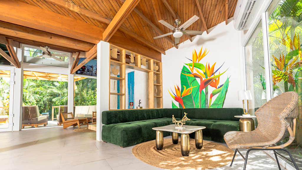 Paradise Beach Hotel 