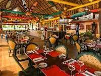 Decameron Los Delfines