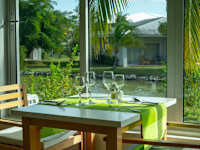Memories Caribe Beach Resort