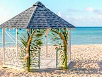 Memories Caribe Beach Resort