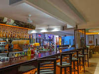Memories Flamenco Beach Resort