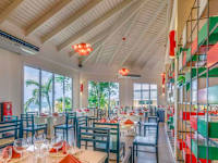 Memories Flamenco Beach Resort