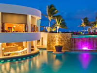Krystal Grand Cancun