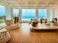 Krystal Grand Cancun
