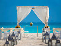 Krystal Grand Cancun