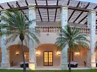 Royal Hideaway Playacar
