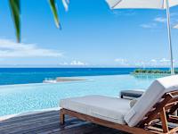 The Fives Oceanfront Puerto Morelos