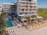 The Fives Oceanfront Puerto Morelos