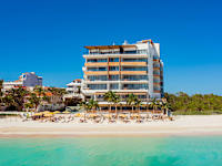 The Fives Oceanfront Puerto Morelos
