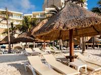 Hotel NYX Cancun