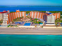 Crown Paradise Club Cancun