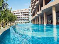 El Dorado Seaside Suites