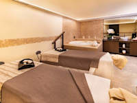 The Grand Oasis Cancun