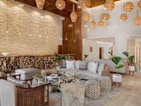 Sun Palace