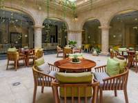 Palacio De Los Corredores 