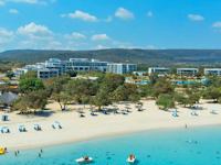 Gran Muthu Almirante Beach
