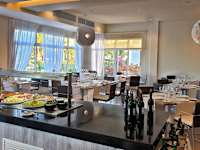 Gran Muthu Almirante Beach