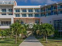 Gran Muthu Almirante Beach