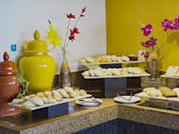 Luna Palace Hotel and Suites