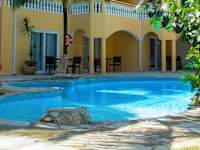 Hotel Villa Taina