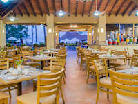 Plaza Pelicanos Grand Beach Resort