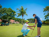 Hodelpa Garden Suites Golf and Convention Center 