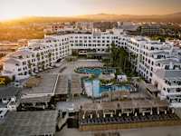 ME Cabo By Melia