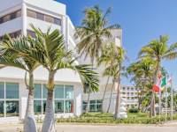 Sol Caribe Beach