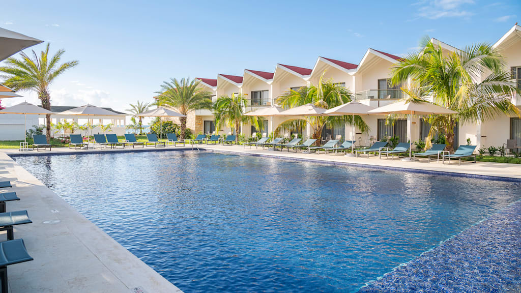 Royalton CHIC Antigua An Autograph Collection All-Inclusive Resort – Adults Only