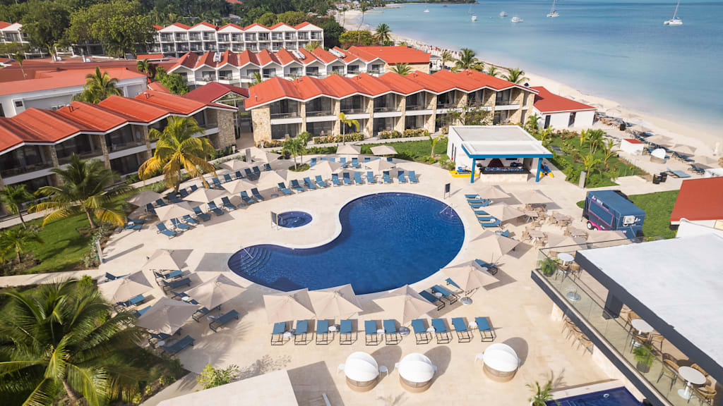 Royalton CHIC Antigua An Autograph Collection All-Inclusive Resort – Adults Only