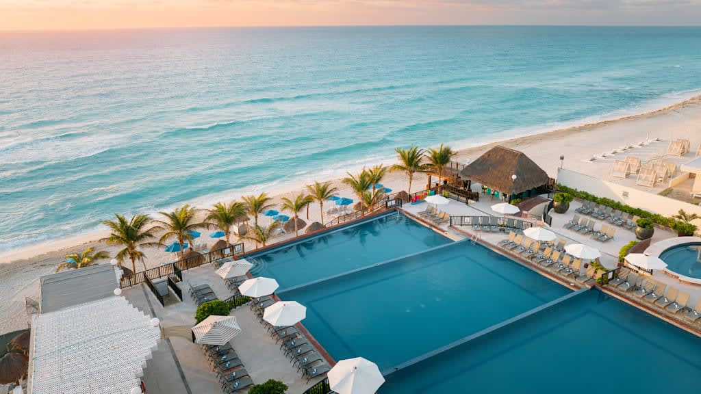 Seadust Cancun Family Resort