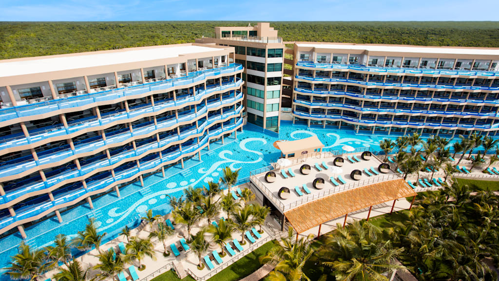 El Dorado Seaside Suites