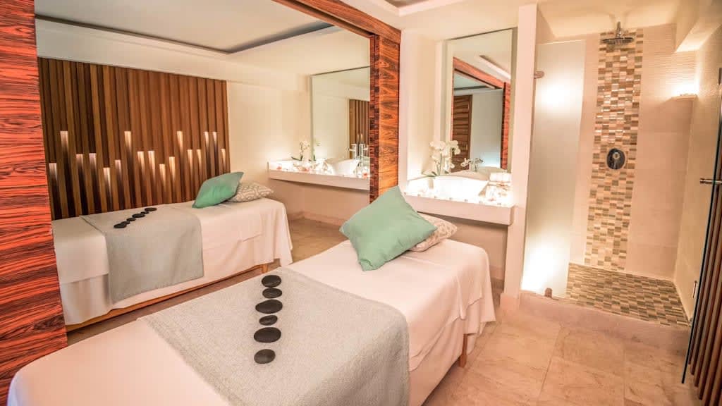 Wyndham Alltra Playa del Carmen Adults