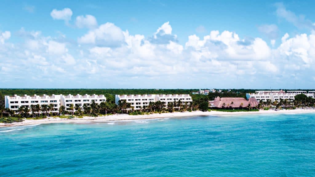 Akumal Bay Beach and Wellness Resort