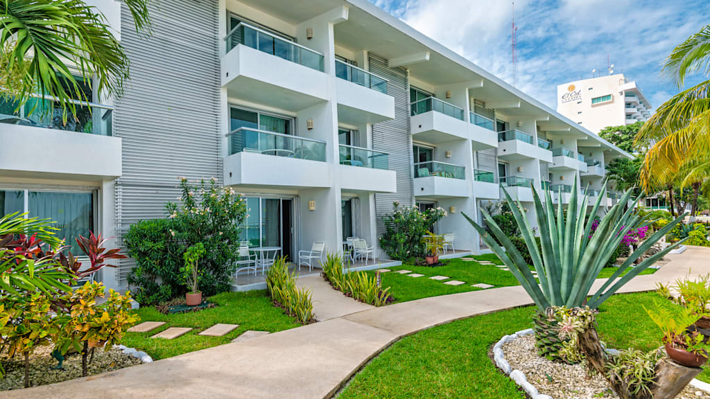 El Cid La Ceiba Beach Hotel