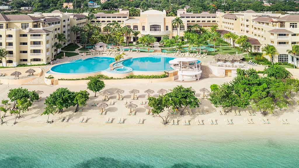 Iberostar Waves Rose Hall Beach