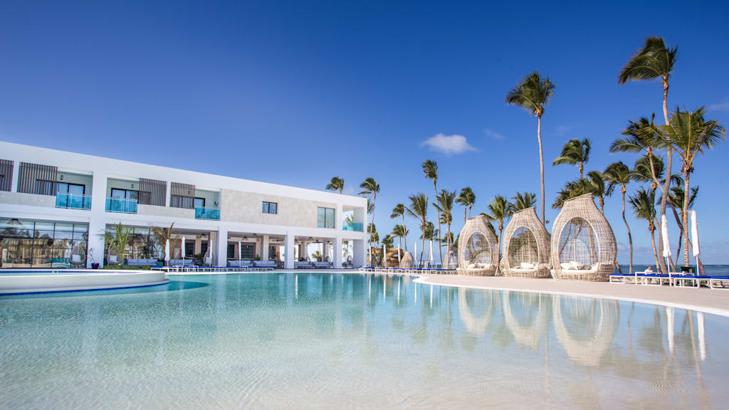 Serenade Punta Cana Beach and Spa Resort 