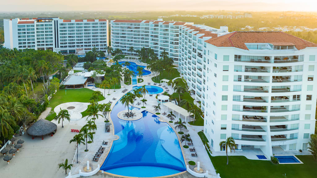 Wyndham Alltra Vallarta All Inclusive Resort