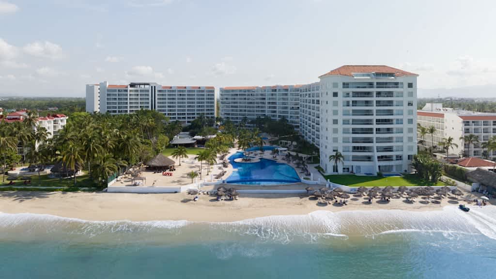 Wyndham Alltra Vallarta All Inclusive Resort