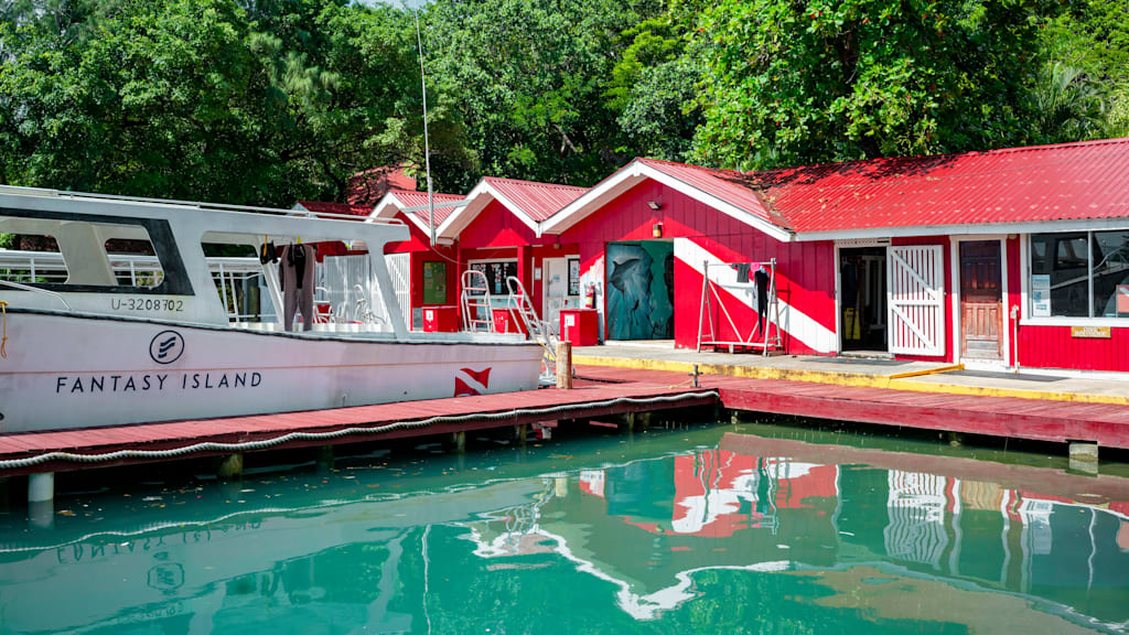 Fantasy Island Beach Resort, Dive and Marina