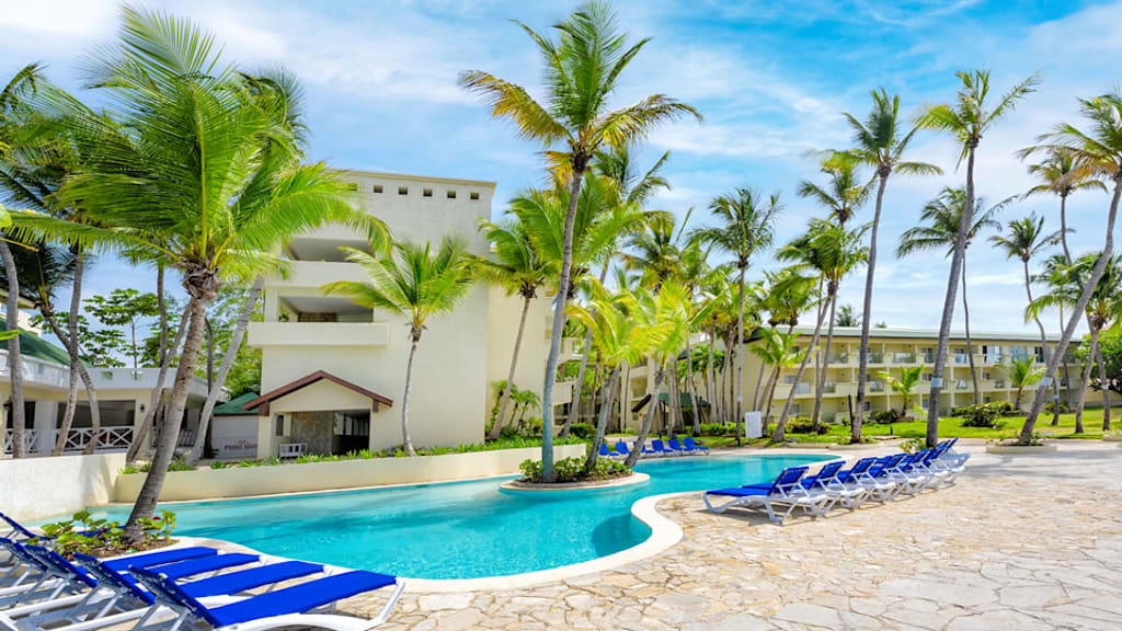 Coral Costa Caribe Resort