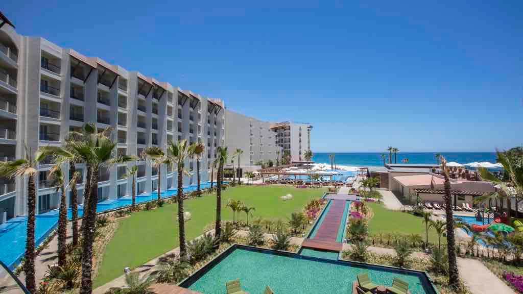 Krystal Grand Los Cabos