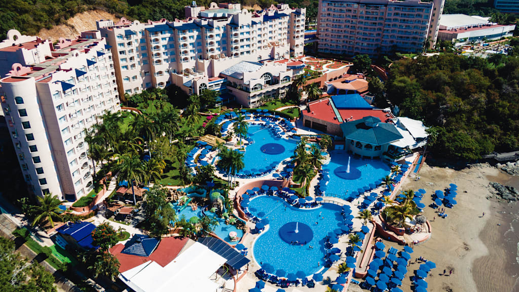 Azul Ixtapa Resort