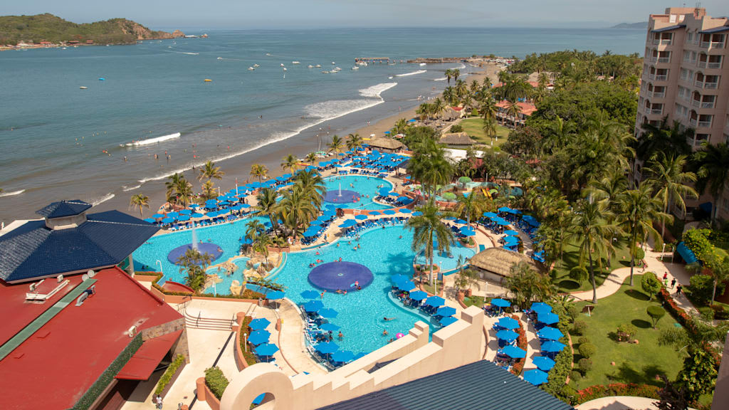 Azul Ixtapa Resort