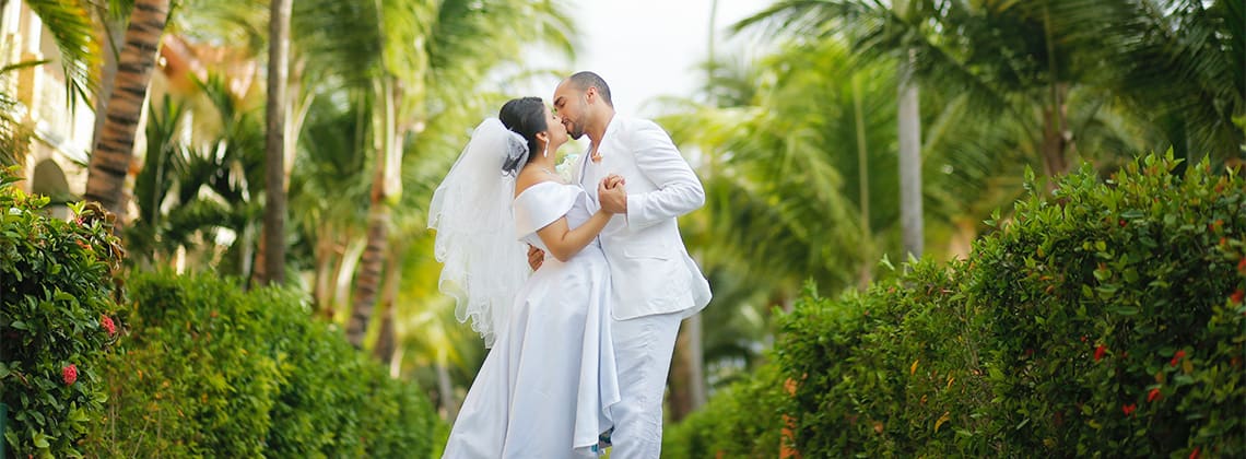 Local wedding traditions to incorporate into your big day