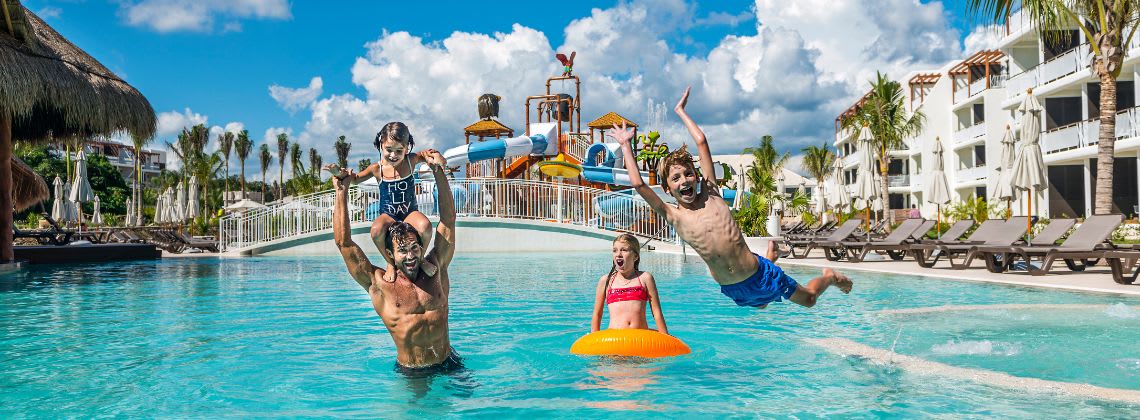 Vacation fun that goes Ocean by H10 Hotels deep