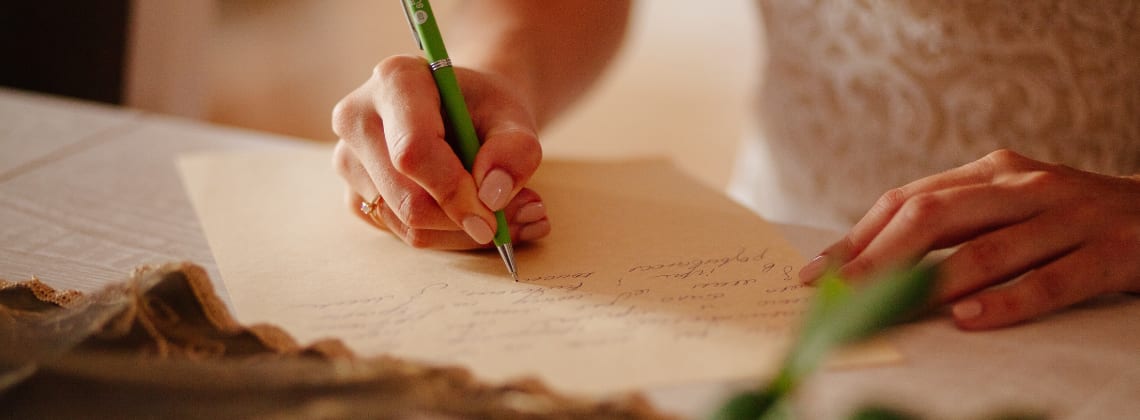 Hymne à l’amour : écrire les parfaits vœux de mariage à destination